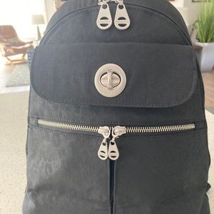 Naples convertible back pack by Baggalini